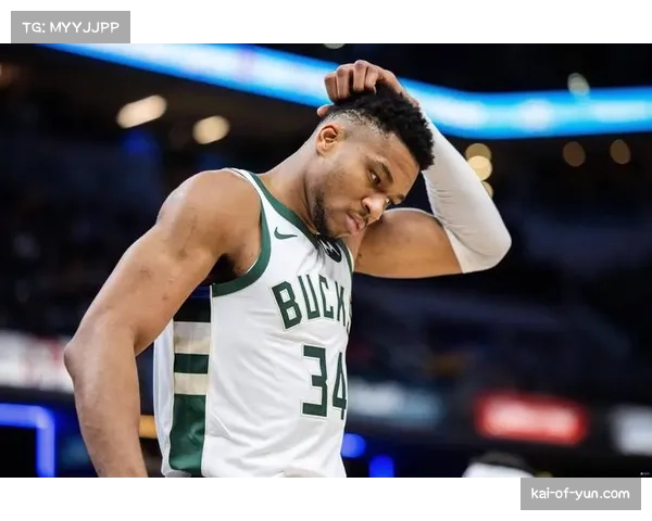 雄鹿字母哥赛季报销致防守崩塌,近期场均失分飙升暴露体系依赖 雄鹿字母哥赛季报销致防守崩塌,近期场均失分飙升暴露体系依赖